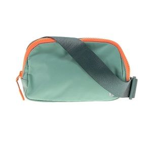 LULULEMON Everywhere Belt‎ Bag, Rare Arctic Green & Tidewater Teal